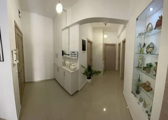 Апартаменты The Cosy Nest -breakfast Included & Car Available Родос