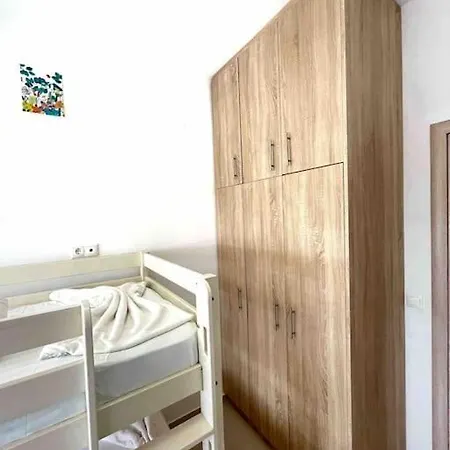 The Cosy Nest - Breakfast Lncluded Apartament